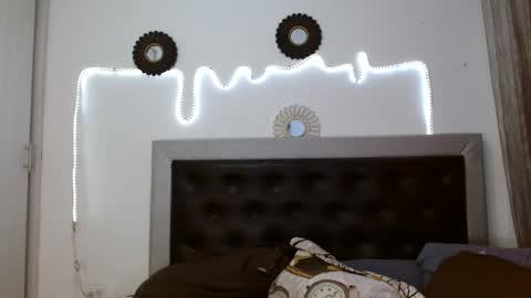 Carlos online show from 09/27/25, 02:22