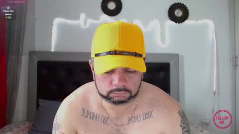 Carlos online show from 10/21/25, 03:57