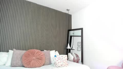 Lizza online show from 09/28/25, 12:10