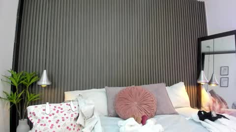 Lizza online show from 09/30/25, 11:48