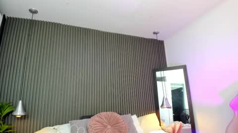 Lizza online show from 10/24/25, 11:28