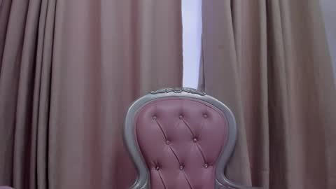 LAURA  online show from 01/02/25, 02:13
