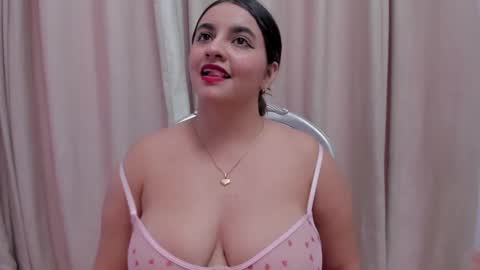 LAURA  online show from 01/09/25, 02:40
