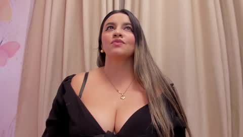 LAURA  online show from 02/07/25, 11:23