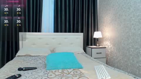 im Ju  PVT IS OPEN -- LUSH IS ON online show from 11/22/25, 05:50