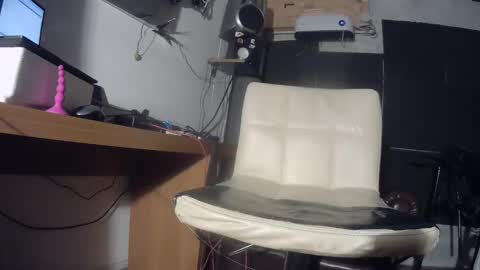 kinkypervxxx online show from 10/06/25, 09:45