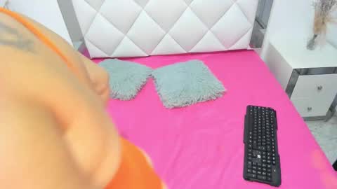 Susanna Tentation  online show from 09/12/25, 11:54