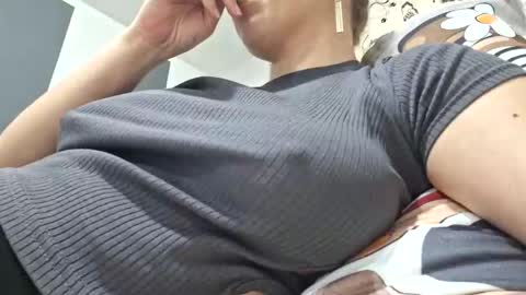 Lisa -  online show from 02/01/25, 10:15