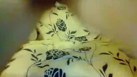 peshtic20 online show from 09/18/25, 02:57