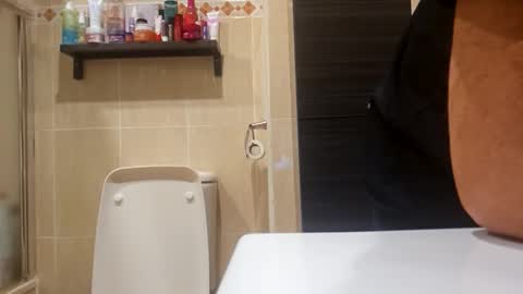 Snapshot of peter50831 chatting on 10/21/25, 01:28 peter50831 online show from 10/21/25, 01:28