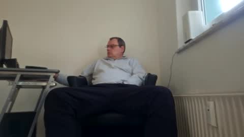 peter_03041976 online show from 01/27/25, 09:13