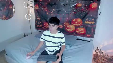 Peter online show from 10/08/25, 11:57