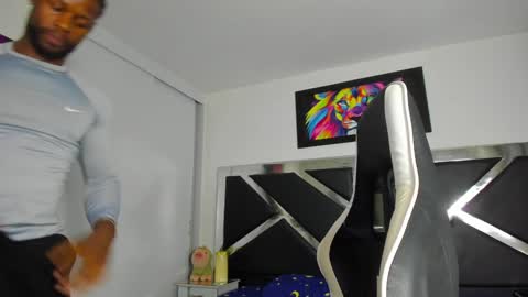 Snapshot of peter_coleman chatting on 02/07/25, 01:15 PeterColeman online show from 02/07/25, 01:15