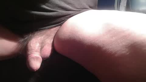 Snapshot of peterinohio57 chatting on 11/15/25, 01:29 peterinohio57 online show from 11/15/25, 01:29