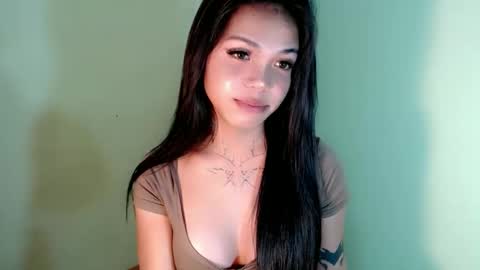 angel online show from 11/19/25, 10:04