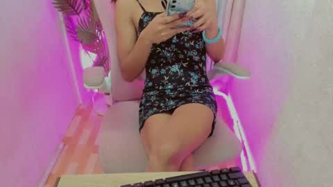 petite_barbie88 online show from 07/22/26, 10:29