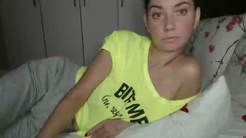 petite_danielle online show from 09/11/25, 06:46