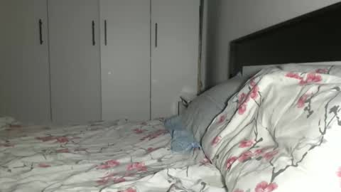 petite_danielle online show from 06/08/26, 10:21