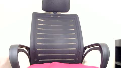 Moon online show from 06/12/26, 08:30