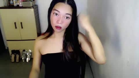 Snapshot of petite_mary69 chatting on 05/26/26, 11:17 petite_mary69 online show from 05/26/26, 11:17