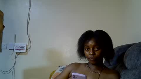 petite_melinda online show from 06/14/26, 02:24