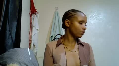petite_melinda online show from 06/22/26, 04:09