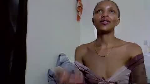 petite_melinda online show from 07/06/26, 10:45