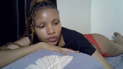 petite_melinda online show from 07/18/26, 10:46