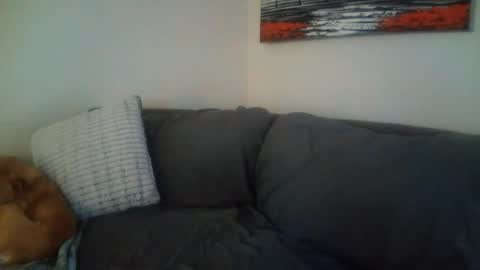 Snapshot of petite_treat_ chatting on 07/11/26, 06:27 petite treat online show from 07/11/26, 06:27