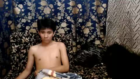 cute vir online show from 06/24/26, 04:44