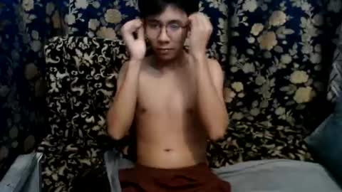 cute vir online show from 07/13/26, 08:33