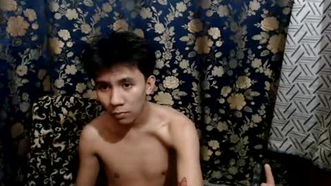 cute vir online show from 07/15/26, 09:25