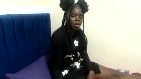 petitebeautyy online show from 05/30/26, 02:47