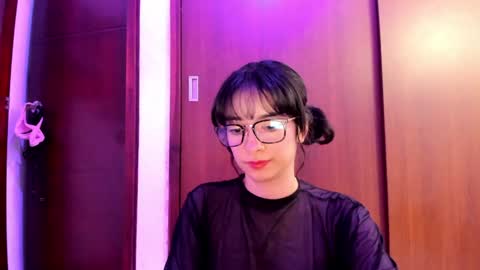 Lunna online show from 02/02/25, 12:40