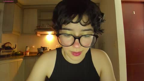 Lunna online show from 02/06/26, 10:46