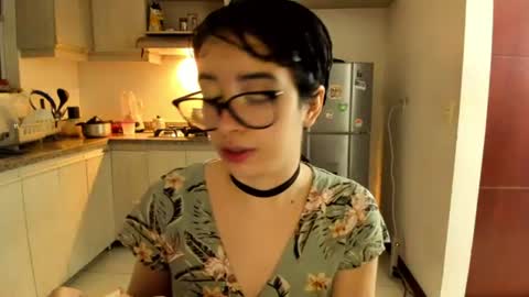 Lunna online show from 06/11/26, 12:54