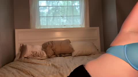 Bella online show from 07/03/26, 08:59