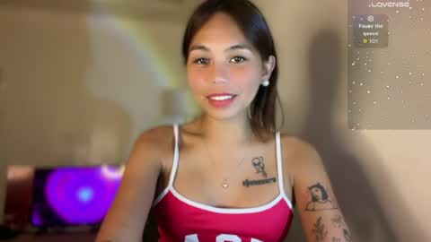Snapshot of petitegirlx69 chatting on 06/22/26, 07:16 miss lisa online show from 06/22/26, 07:16