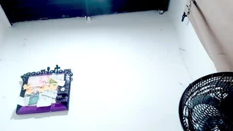 danna online show from 11/13/25, 03:38