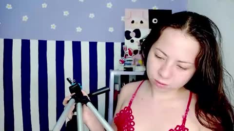 danna online show from 04/22/26, 05:54