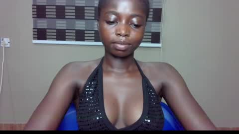 Snapshot of petitexxebony chatting on 05/23/26, 01:22 petitexxebony online show from 05/23/26, 01:22