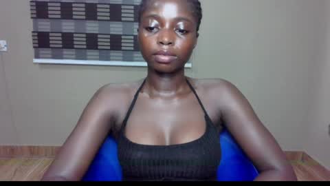 Snapshot of petitexxebony chatting on 06/02/26, 03:19 petitexxebony online show from 06/02/26, 03:19