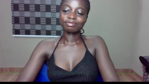 Snapshot of petitexxebony chatting on 06/05/26, 03:02 petitexxebony online show from 06/05/26, 03:02