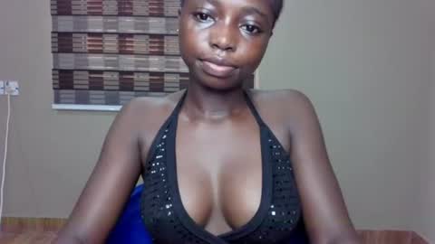 Snapshot of petitexxebony chatting on 06/11/26, 03:54 petitexxebony online show from 06/11/26, 03:54