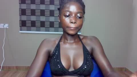 petitexxebony online show from 06/29/26, 07:36