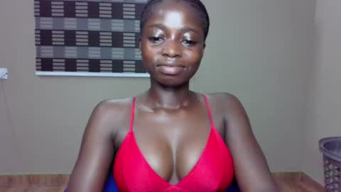petitexxebony online show from 07/05/26, 07:43