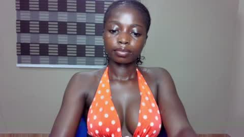 petitexxebony online show from 07/08/26, 08:13