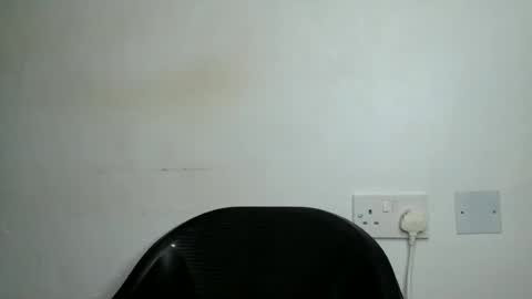 Snapshot of petitgirl88 chatting on 07/08/26, 06:34 petitgirl88 online show from 07/08/26, 06:34