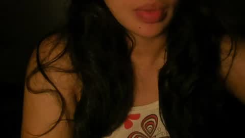 Snapshot of petitgirl_ chatting on 07/02/26, 12:43 J A S S online show from 07/02/26, 12:43