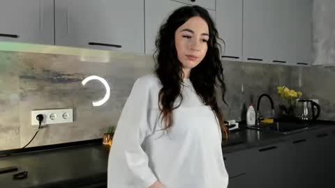 Emma online show from 12/16/24, 03:22
